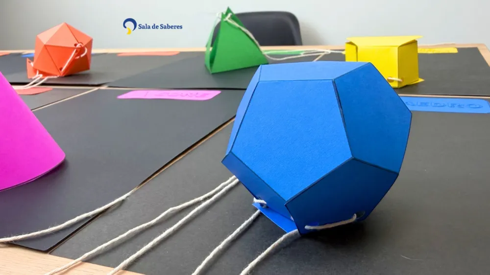 Imagem 4 de Sólidos Geométricos Interativos - 12 Planificações